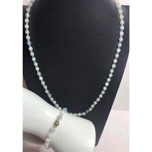 1539  Beautiful Moonstone bead silver tone stretch bracelet & necklace set